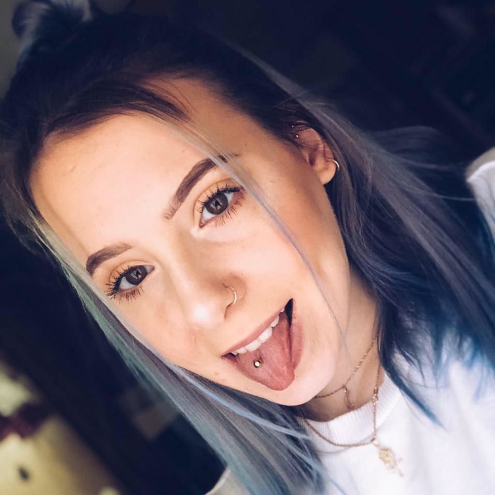 Meet your Posher, Haley